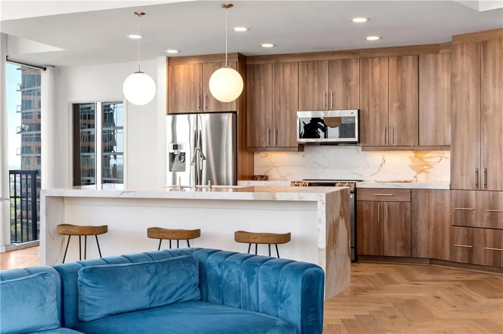 1080 Peachtree Street Ne Unit 2503, Atlanta, Georgia 30309, 2 Bedrooms Bedrooms, ,2 BathroomsBathrooms,Residential,For Sale,1080 Peachtree Street Ne Unit 2503,7669391