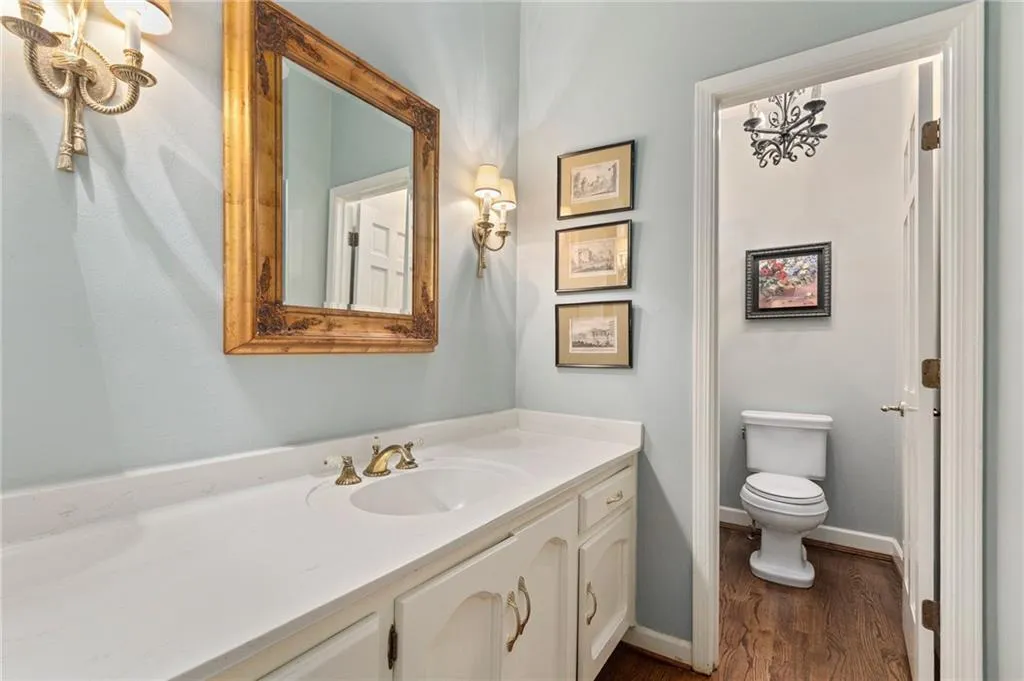 8425 Valemont Drive, Atlanta, Georgia 30350, 5 Bedrooms Bedrooms, ,4 BathroomsBathrooms,Residential,Sold,8425 Valemont Drive,6599829