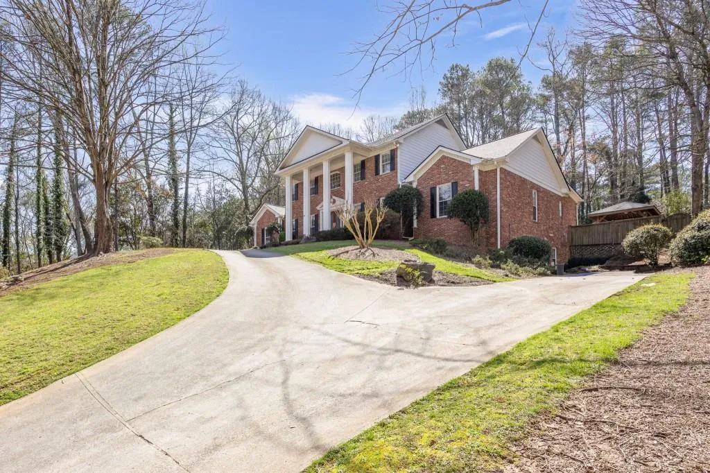 180 Churchill Drive, Atlanta, Georgia 30350, 4 Bedrooms Bedrooms, ,4 BathroomsBathrooms,Residential,For Sale,180 Churchill Drive,7737175
