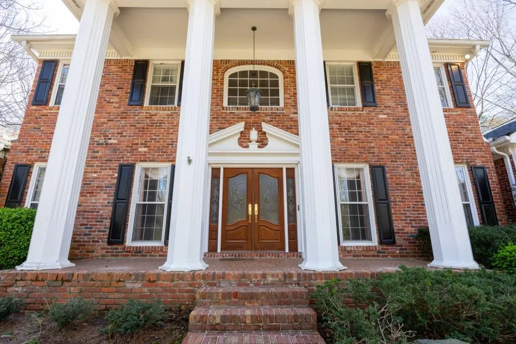 180 Churchill Drive, Atlanta, Georgia 30350, 4 Bedrooms Bedrooms, ,4 BathroomsBathrooms,Residential,For Sale,180 Churchill Drive,7737175