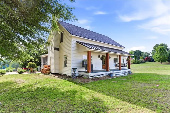 4703 Mount Vernon Roads, Gainesville, Georgia 30501