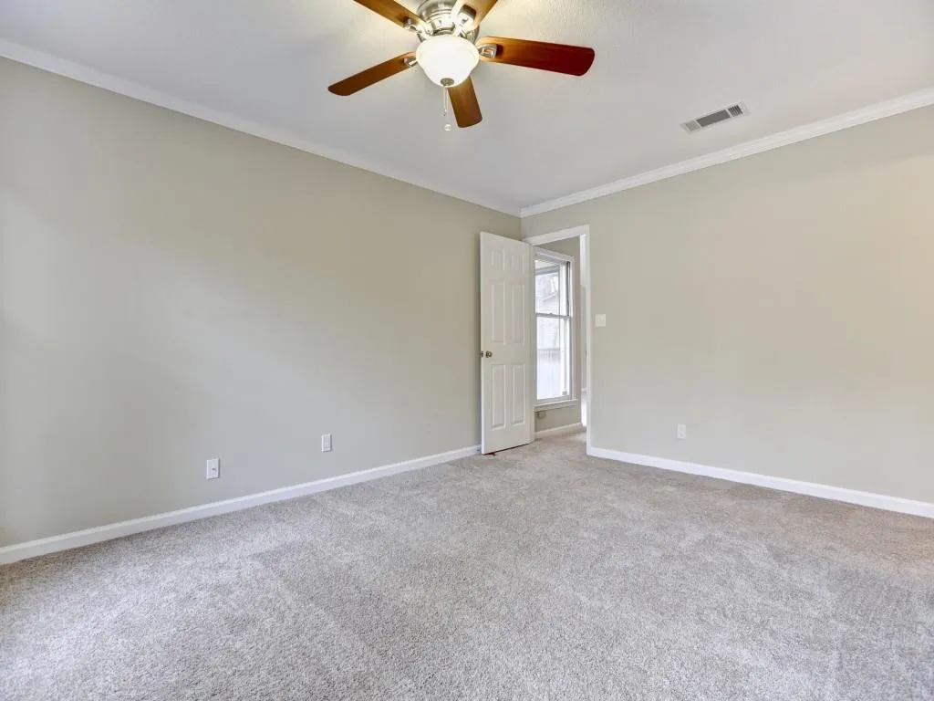 606 Garden Court Unit 606, Sandy Springs, Georgia 30328, 3 Bedrooms Bedrooms, ,2 BathroomsBathrooms,Residential,Sold,606 Garden Court Unit 606,5645265