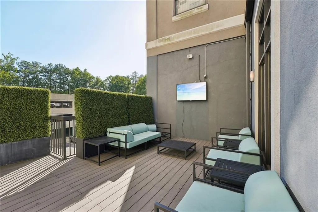 799 Hammond Drive Unit 402, Atlanta, Georgia 30328, 2 Bedrooms Bedrooms, ,2 BathroomsBathrooms,Residential,For Sale,799 Hammond Drive Unit 402,7661504