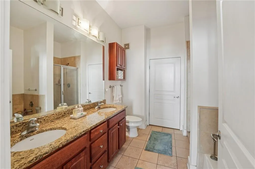 799 Hammond Drive Unit 402, Atlanta, Georgia 30328, 2 Bedrooms Bedrooms, ,2 BathroomsBathrooms,Residential,For Sale,799 Hammond Drive Unit 402,7661504