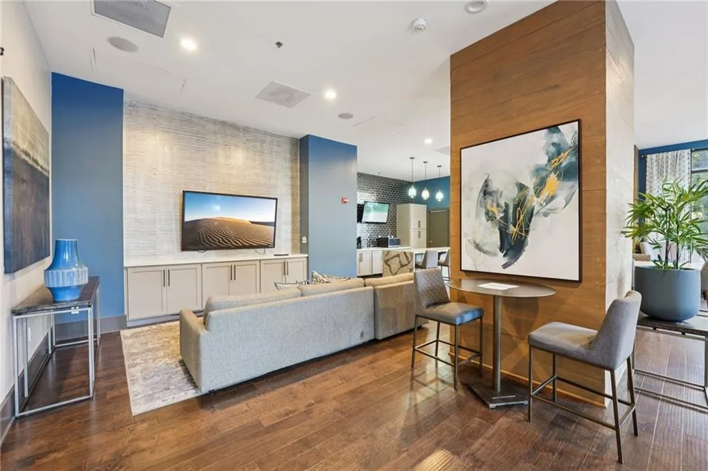 799 Hammond Drive Unit 402, Atlanta, Georgia 30328, 2 Bedrooms Bedrooms, ,2 BathroomsBathrooms,Residential,For Sale,799 Hammond Drive Unit 402,7661504