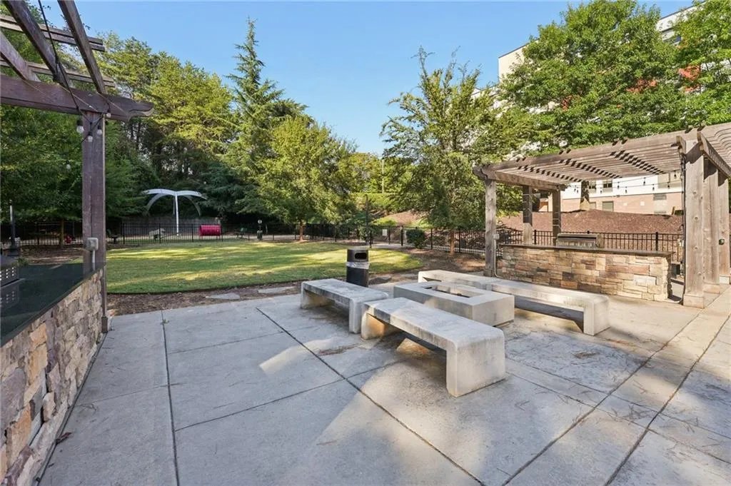 799 Hammond Drive Unit 402, Atlanta, Georgia 30328, 2 Bedrooms Bedrooms, ,2 BathroomsBathrooms,Residential,For Sale,799 Hammond Drive Unit 402,7661504