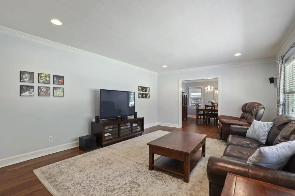 145 Osner Drive, Sandy Springs, Georgia 30342, 3 Bedrooms Bedrooms, ,2 BathroomsBathrooms,Residential,Sold,145 Osner Drive,6823856