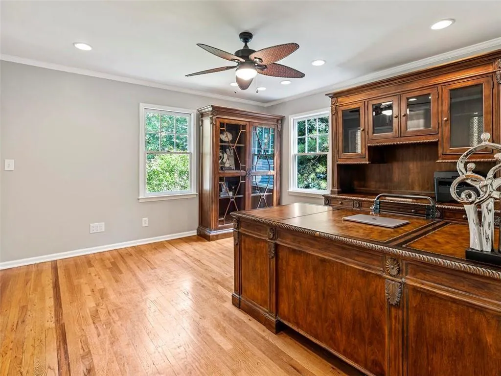 970 Winding Creek Trail, Atlanta, Georgia 30328, 4 Bedrooms Bedrooms, ,2 BathroomsBathrooms,Residential,Sold,970 Winding Creek Trail,6934014