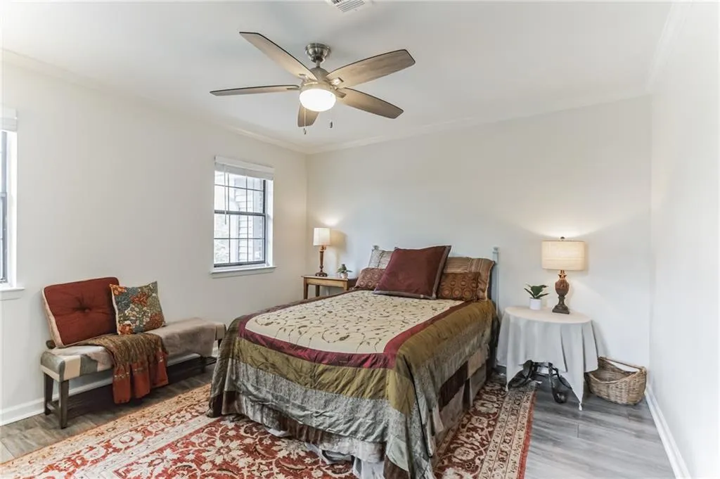 405 Barrington Hills Drive, Sandy Springs, Georgia 30350, 2 Bedrooms Bedrooms, ,2 BathroomsBathrooms,Residential,Sold,405 Barrington Hills Drive,7172312