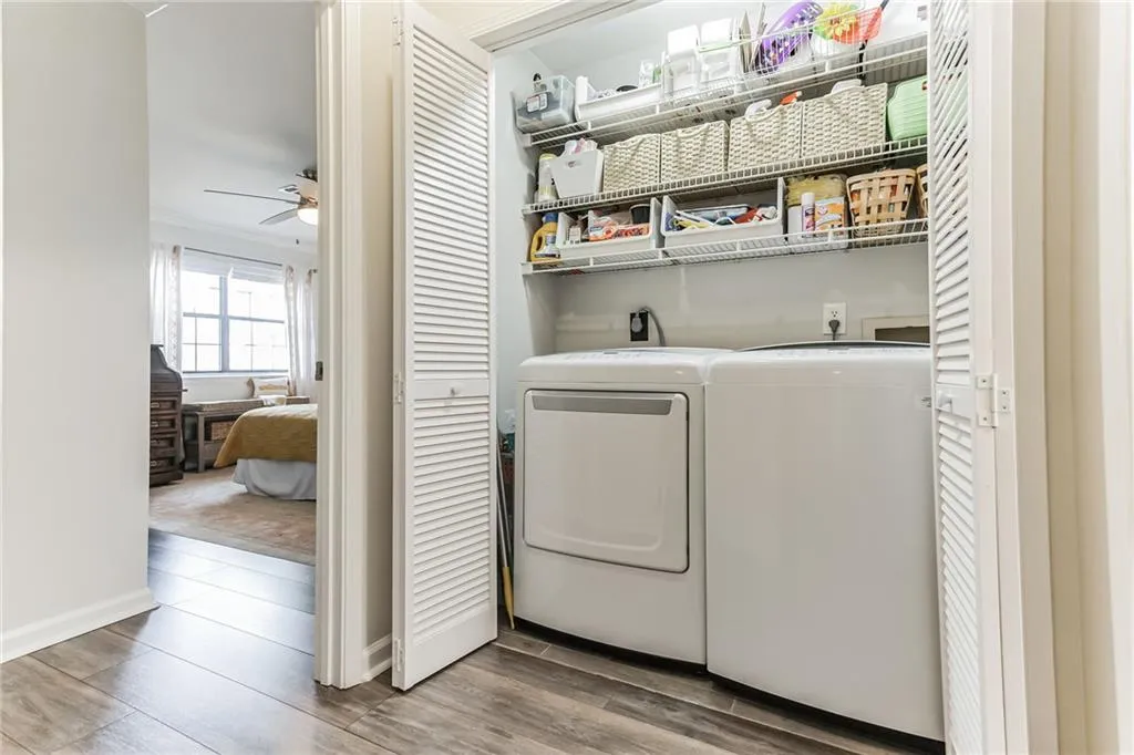 405 Barrington Hills Drive, Sandy Springs, Georgia 30350, 2 Bedrooms Bedrooms, ,2 BathroomsBathrooms,Residential,Sold,405 Barrington Hills Drive,7172312