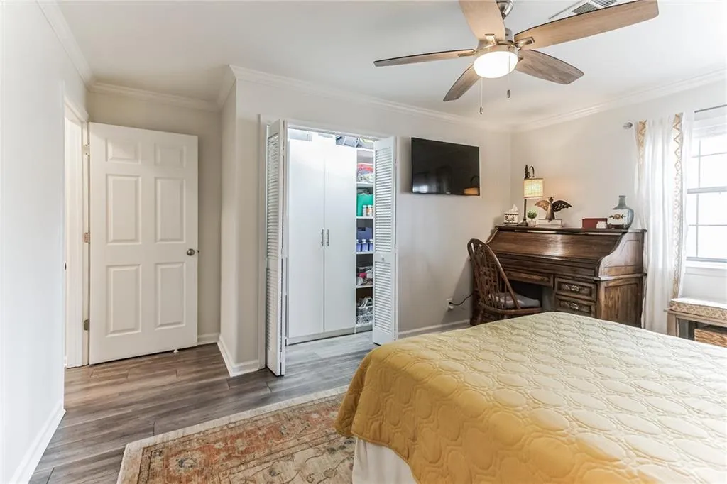 405 Barrington Hills Drive, Sandy Springs, Georgia 30350, 2 Bedrooms Bedrooms, ,2 BathroomsBathrooms,Residential,Sold,405 Barrington Hills Drive,7172312