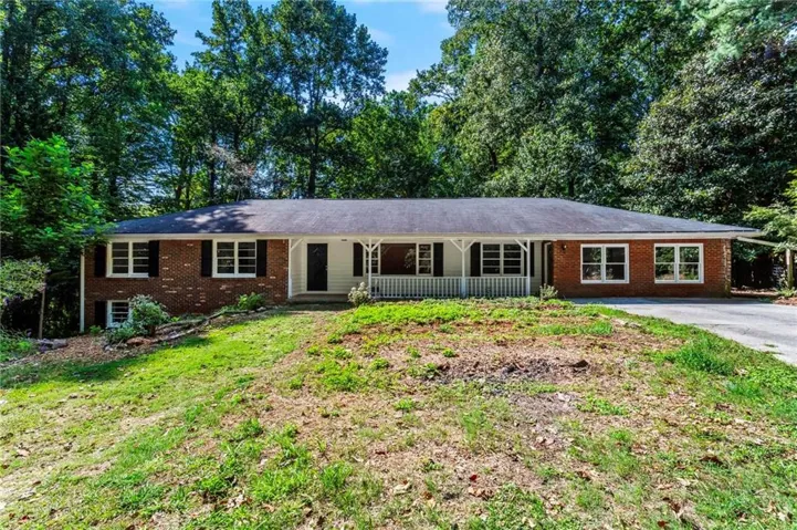 1360 Mclendon Drive, Decatur, Georgia 30033