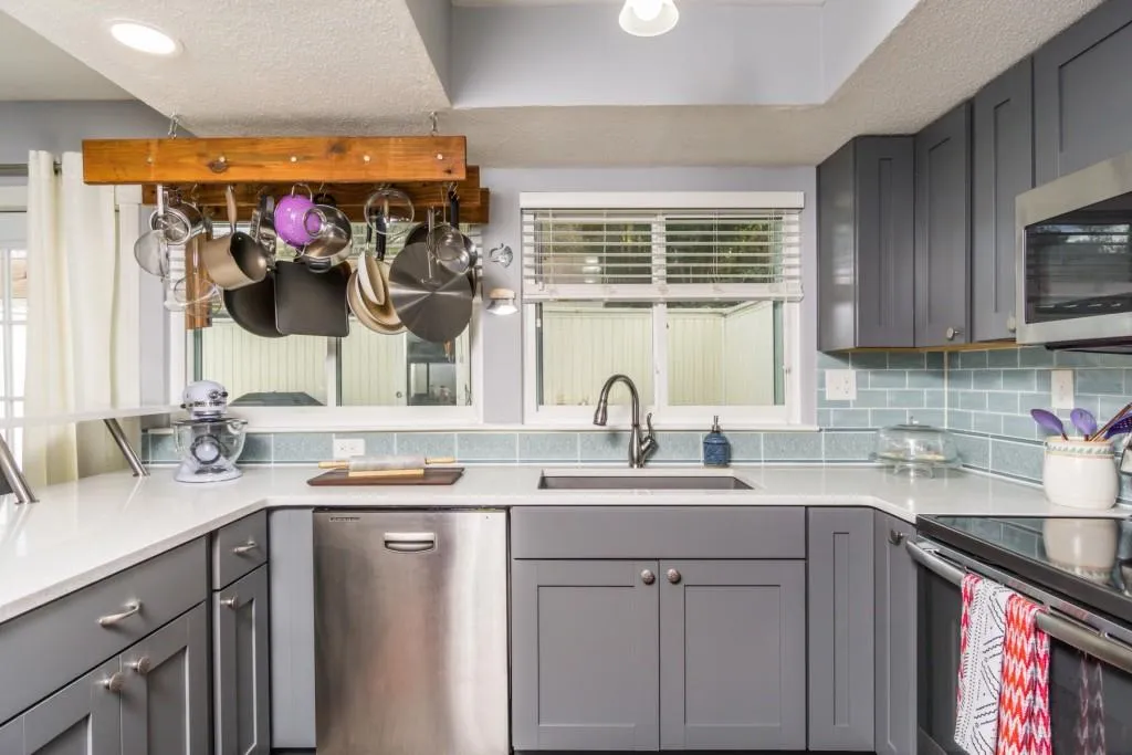 7150 Stonington Drive, Sandy Springs, Georgia 30328, 2 Bedrooms Bedrooms, ,2 BathroomsBathrooms,Residential,Sold,7150 Stonington Drive,6807578