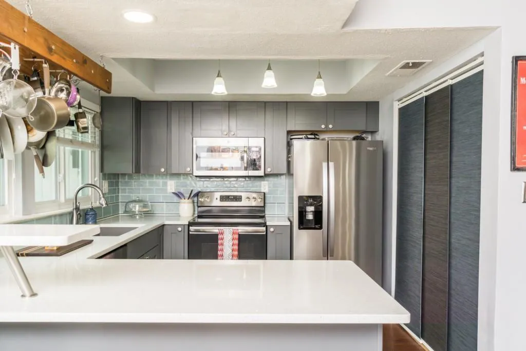 7150 Stonington Drive, Sandy Springs, Georgia 30328, 2 Bedrooms Bedrooms, ,2 BathroomsBathrooms,Residential,Sold,7150 Stonington Drive,6807578