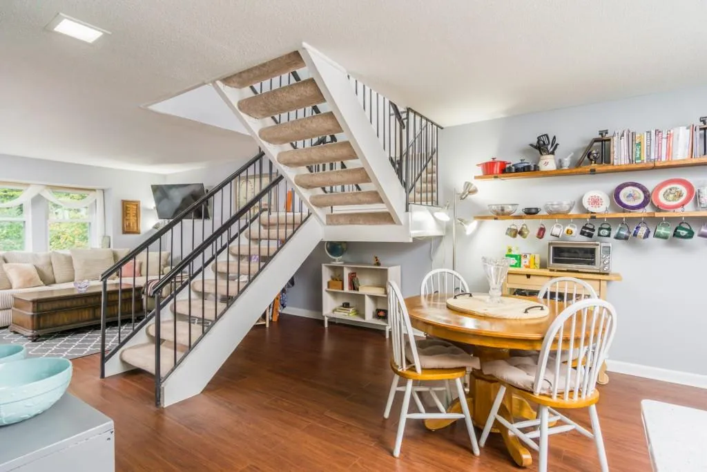 7150 Stonington Drive, Sandy Springs, Georgia 30328, 2 Bedrooms Bedrooms, ,2 BathroomsBathrooms,Residential,Sold,7150 Stonington Drive,6807578