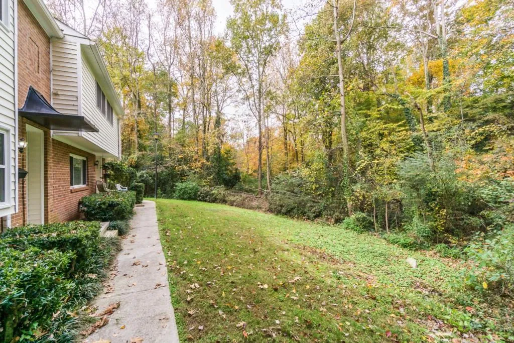 7150 Stonington Drive, Sandy Springs, Georgia 30328, 2 Bedrooms Bedrooms, ,2 BathroomsBathrooms,Residential,Sold,7150 Stonington Drive,6807578