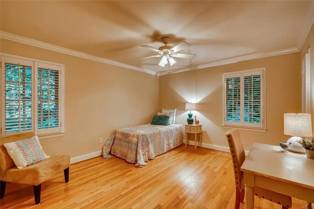 5572 Sherrell Drive Ne, Sandy Springs, Georgia 30342, 4 Bedrooms Bedrooms, ,3 BathroomsBathrooms,Residential,Sold,5572 Sherrell Drive Ne,6796560