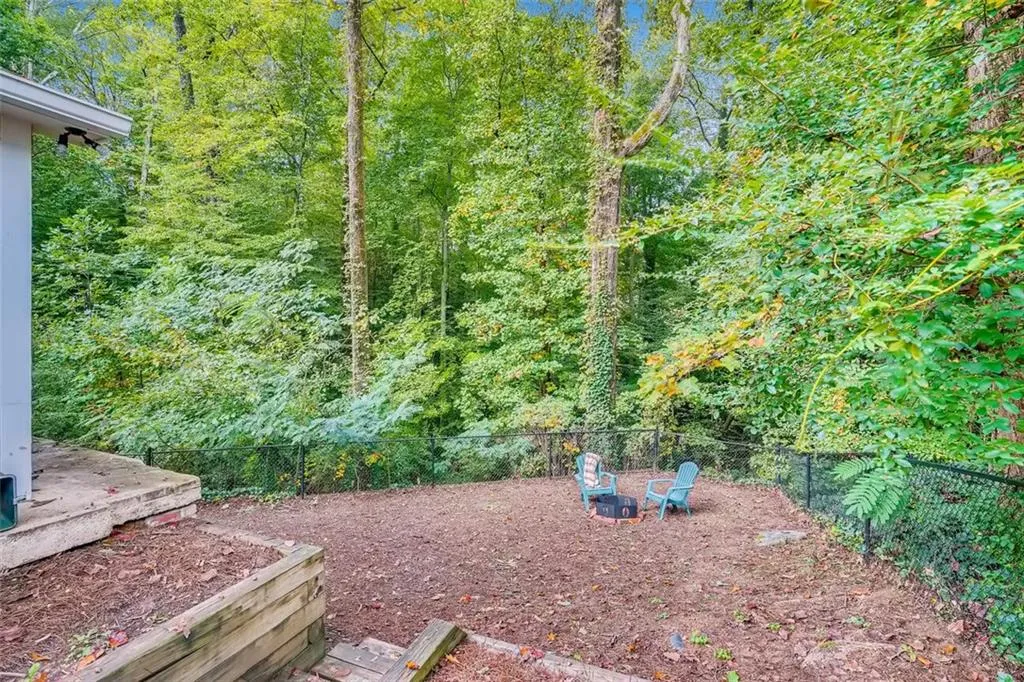 5572 Sherrell Drive Ne, Sandy Springs, Georgia 30342, 4 Bedrooms Bedrooms, ,3 BathroomsBathrooms,Residential,Sold,5572 Sherrell Drive Ne,6796560