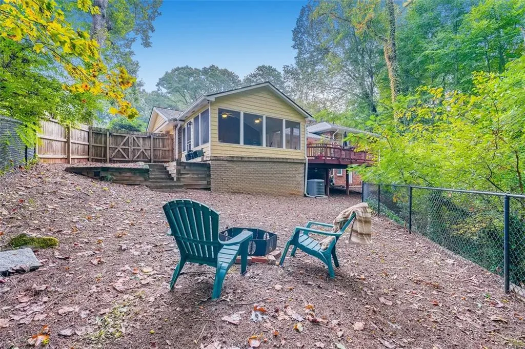 5572 Sherrell Drive Ne, Sandy Springs, Georgia 30342, 4 Bedrooms Bedrooms, ,3 BathroomsBathrooms,Residential,Sold,5572 Sherrell Drive Ne,6796560