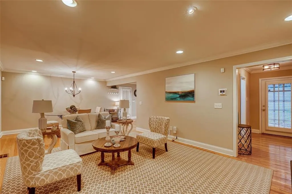 5572 Sherrell Drive Ne, Sandy Springs, Georgia 30342, 4 Bedrooms Bedrooms, ,3 BathroomsBathrooms,Residential,Sold,5572 Sherrell Drive Ne,6796560