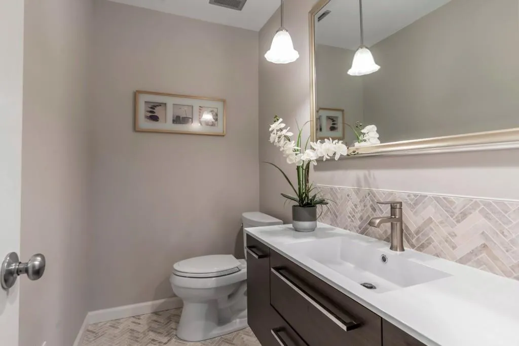 195 N Mill Court, Sandy Springs, Georgia 30328, 4 Bedrooms Bedrooms, ,3 BathroomsBathrooms,Residential,Sold,195 N Mill Court,6744800