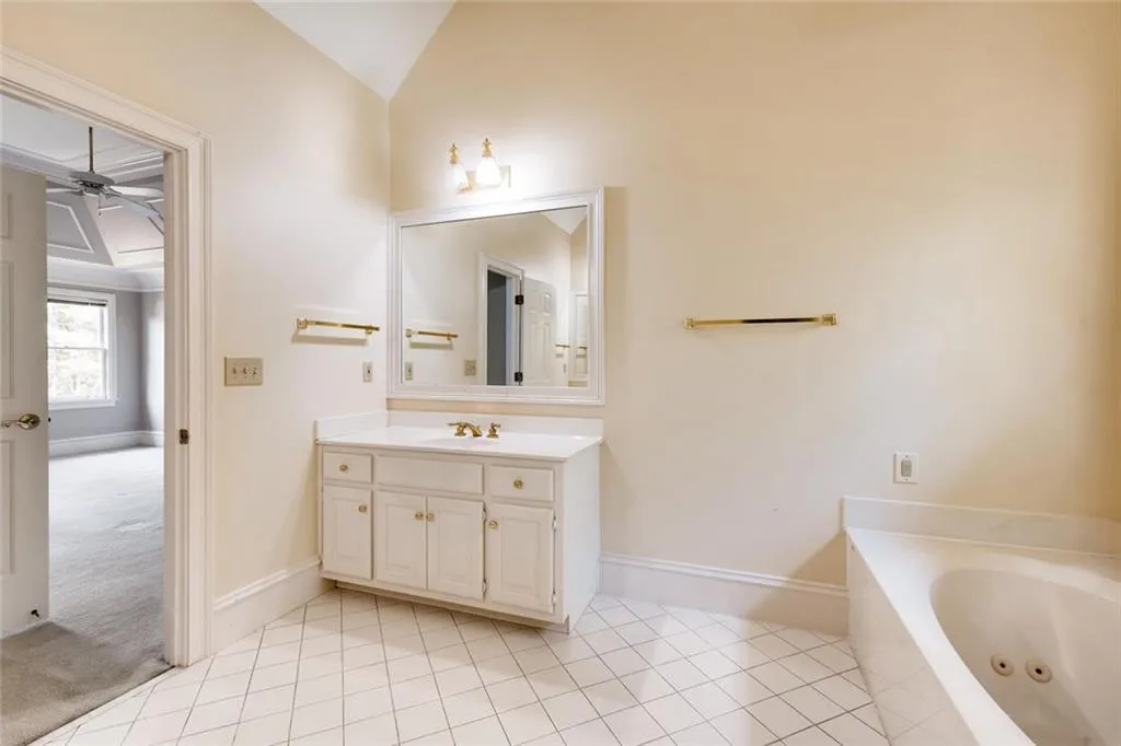 2860 Harwick Drive, Sandy Springs, Georgia 30350, 5 Bedrooms Bedrooms, ,3 BathroomsBathrooms,Residential,Sold,2860 Harwick Drive,6542219