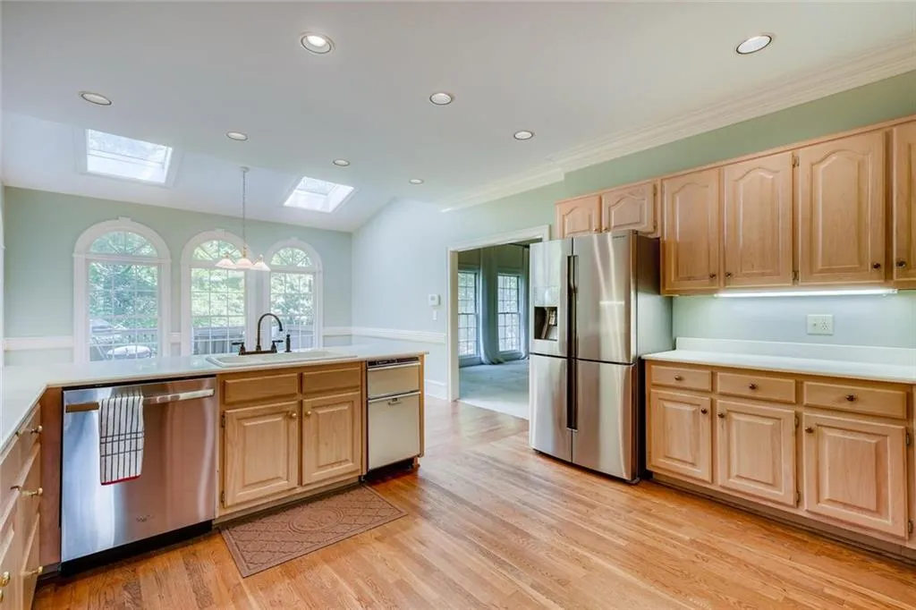 2860 Harwick Drive, Sandy Springs, Georgia 30350, 5 Bedrooms Bedrooms, ,3 BathroomsBathrooms,Residential,Sold,2860 Harwick Drive,6542219