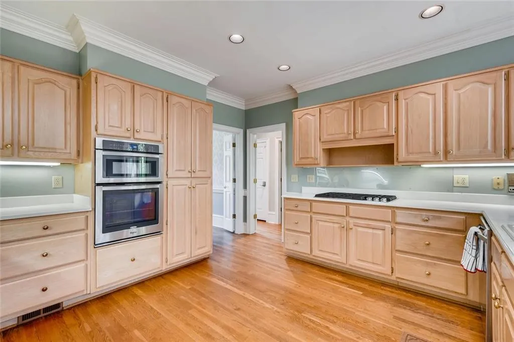 2860 Harwick Drive, Sandy Springs, Georgia 30350, 5 Bedrooms Bedrooms, ,3 BathroomsBathrooms,Residential,Sold,2860 Harwick Drive,6542219