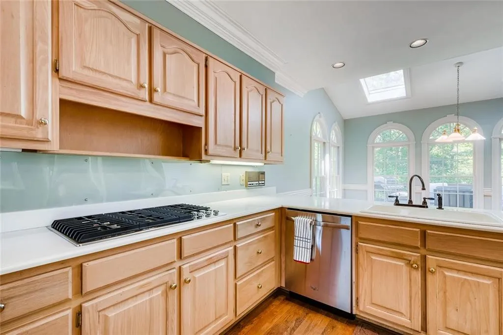 2860 Harwick Drive, Sandy Springs, Georgia 30350, 5 Bedrooms Bedrooms, ,3 BathroomsBathrooms,Residential,Sold,2860 Harwick Drive,6542219