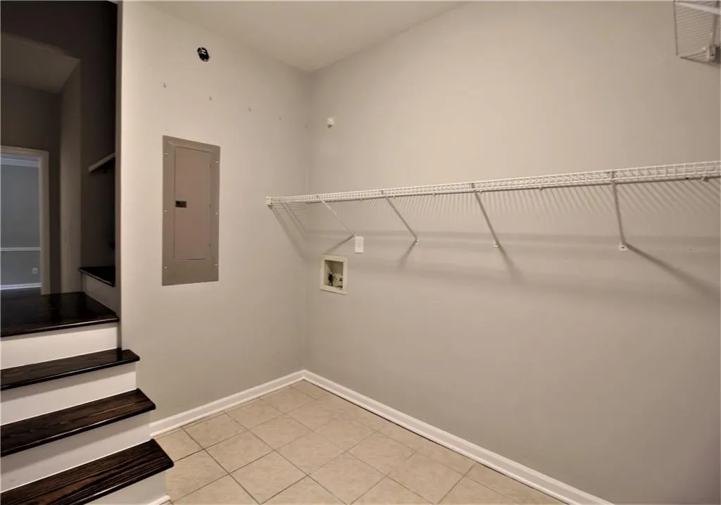 430 Lost Forest Court, Sandy Springs, Georgia 30328, 6 Bedrooms Bedrooms, ,3 BathroomsBathrooms,Residential,Sold,430 Lost Forest Court,6694430