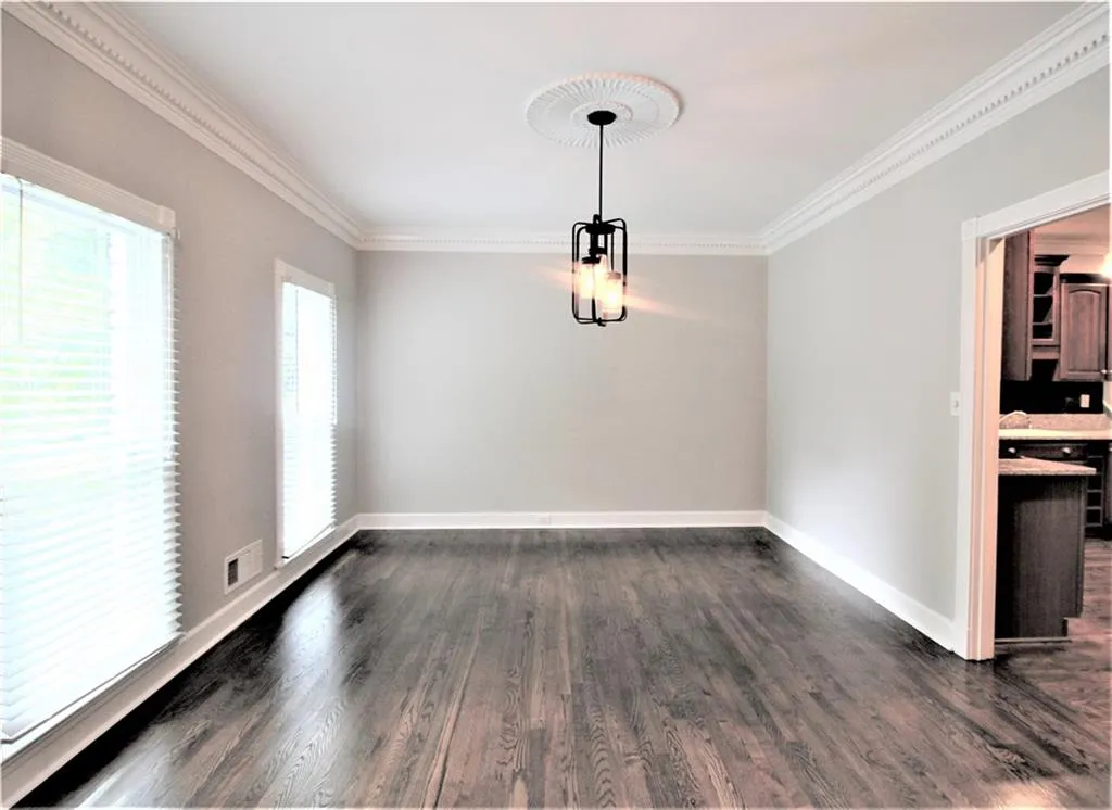 430 Lost Forest Court, Sandy Springs, Georgia 30328, 6 Bedrooms Bedrooms, ,3 BathroomsBathrooms,Residential,Sold,430 Lost Forest Court,6694430