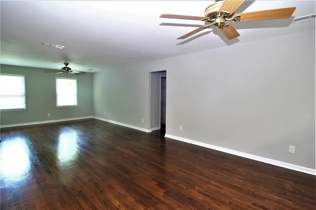 430 Lost Forest Court, Sandy Springs, Georgia 30328, 6 Bedrooms Bedrooms, ,3 BathroomsBathrooms,Residential,Sold,430 Lost Forest Court,6694430