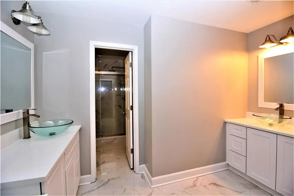 430 Lost Forest Court, Sandy Springs, Georgia 30328, 6 Bedrooms Bedrooms, ,3 BathroomsBathrooms,Residential,Sold,430 Lost Forest Court,6694430