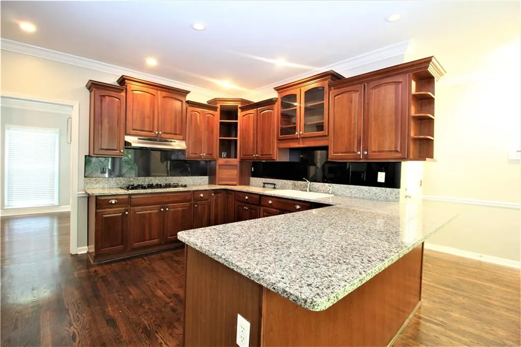 430 Lost Forest Court, Sandy Springs, Georgia 30328, 6 Bedrooms Bedrooms, ,3 BathroomsBathrooms,Residential,Sold,430 Lost Forest Court,6694430