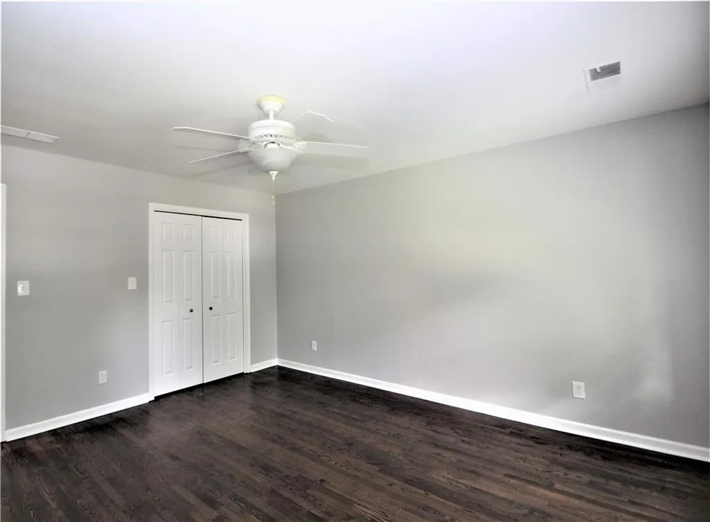 430 Lost Forest Court, Sandy Springs, Georgia 30328, 6 Bedrooms Bedrooms, ,3 BathroomsBathrooms,Residential,Sold,430 Lost Forest Court,6694430