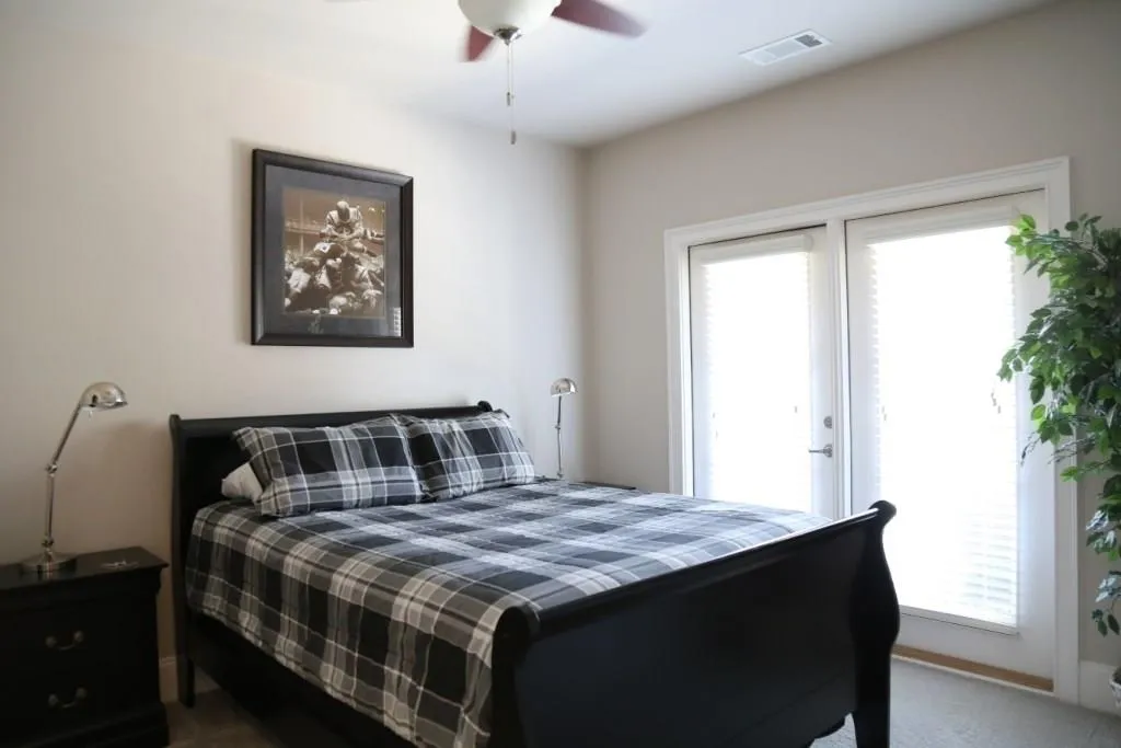 6462 Chariot Street Unit 16, Atlanta, Georgia 30328, 2 Bedrooms Bedrooms, ,2 BathroomsBathrooms,Residential,Sold,6462 Chariot Street Unit 16,6041302