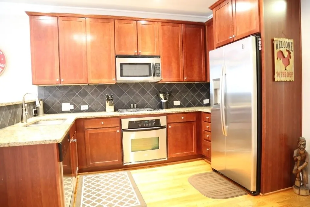 6462 Chariot Street Unit 16, Atlanta, Georgia 30328, 2 Bedrooms Bedrooms, ,2 BathroomsBathrooms,Residential,Sold,6462 Chariot Street Unit 16,6041302
