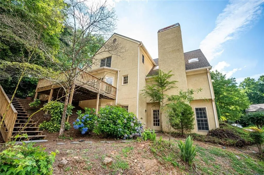 175 Treadwick Drive, Sandy Springs, Georgia 30350, 4 Bedrooms Bedrooms, ,3 BathroomsBathrooms,Residential,Sold,175 Treadwick Drive,6905859