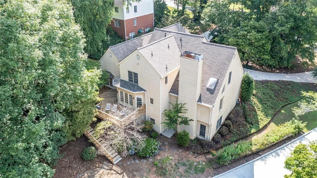 175 Treadwick Drive, Sandy Springs, Georgia 30350, 4 Bedrooms Bedrooms, ,3 BathroomsBathrooms,Residential,Sold,175 Treadwick Drive,6905859