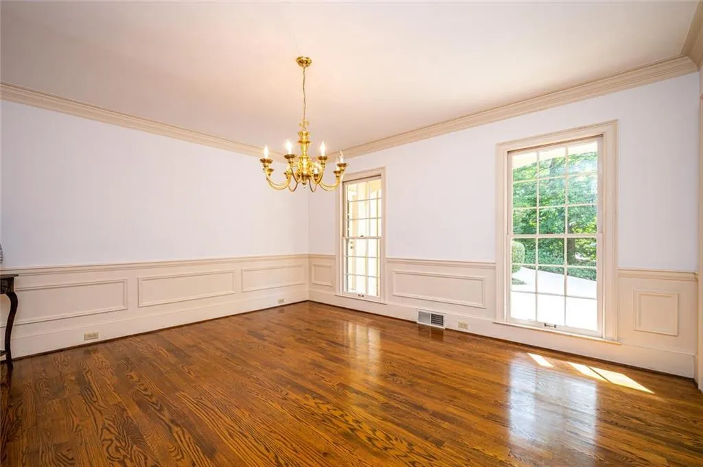 175 Treadwick Drive, Sandy Springs, Georgia 30350, 4 Bedrooms Bedrooms, ,3 BathroomsBathrooms,Residential,Sold,175 Treadwick Drive,6905859