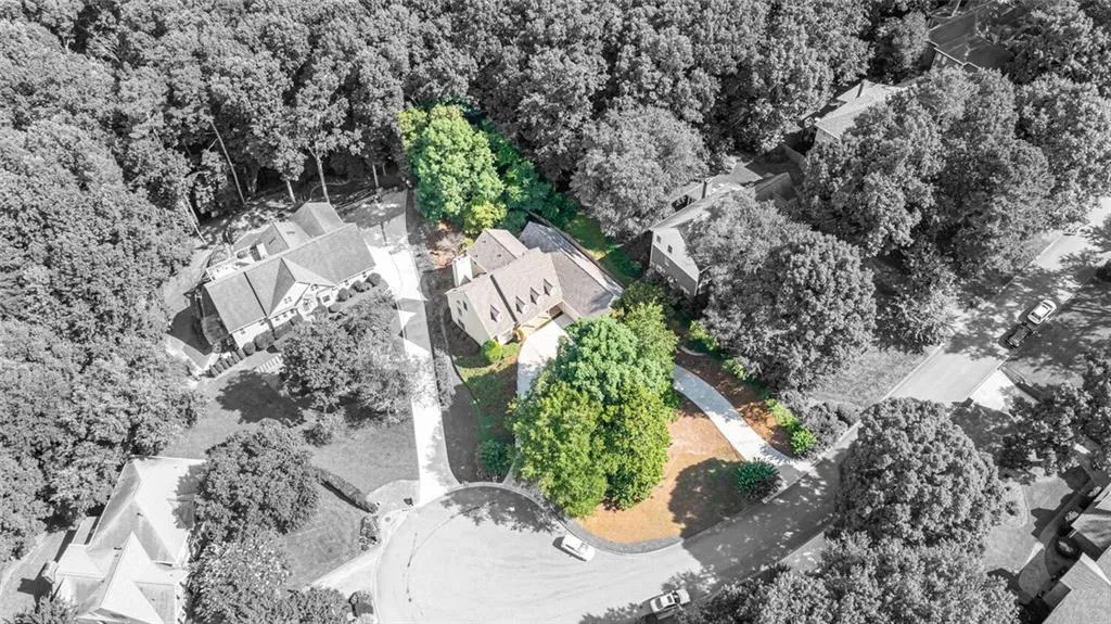 175 Treadwick Drive, Sandy Springs, Georgia 30350, 4 Bedrooms Bedrooms, ,3 BathroomsBathrooms,Residential,Sold,175 Treadwick Drive,6905859