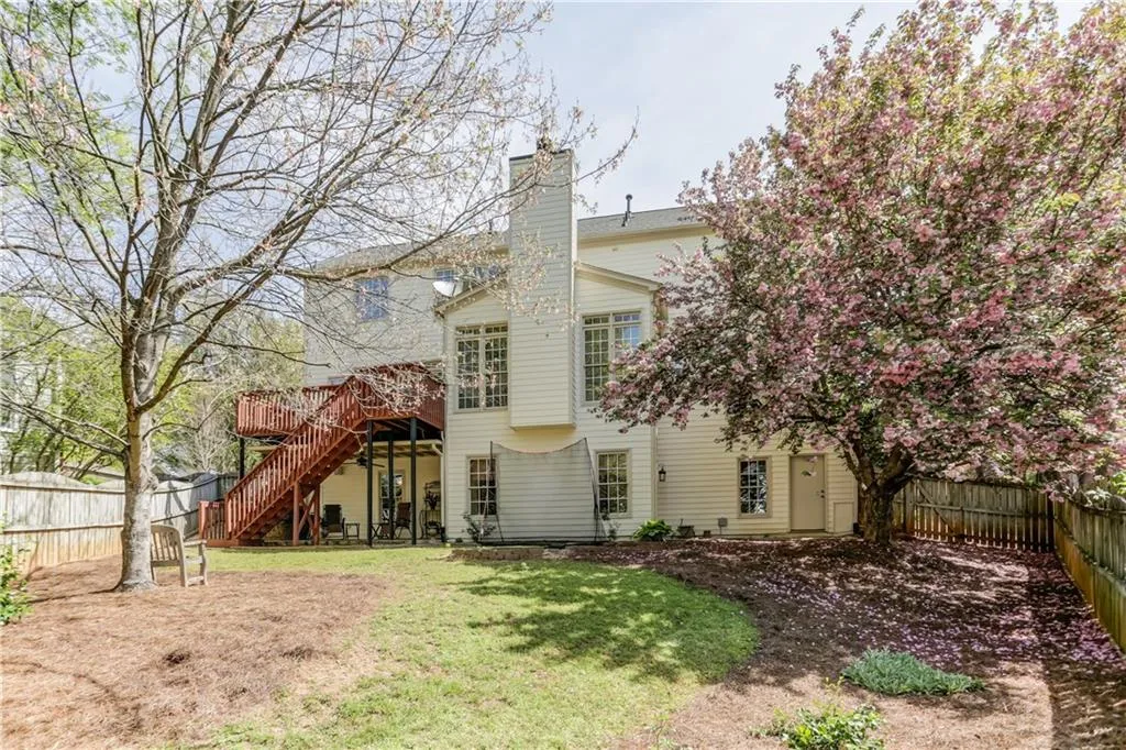 110 Smithdun Lane, Sandy Springs, Georgia 30350, 5 Bedrooms Bedrooms, ,3 BathroomsBathrooms,Residential,Sold,110 Smithdun Lane,5995587