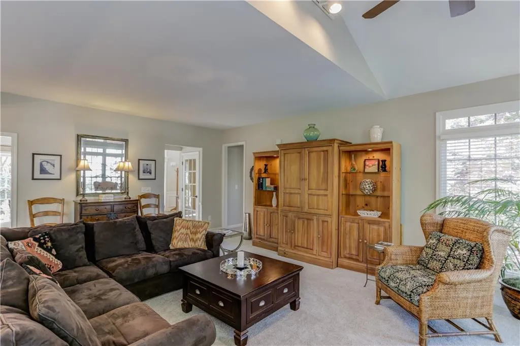 110 Smithdun Lane, Sandy Springs, Georgia 30350, 5 Bedrooms Bedrooms, ,3 BathroomsBathrooms,Residential,Sold,110 Smithdun Lane,5995587