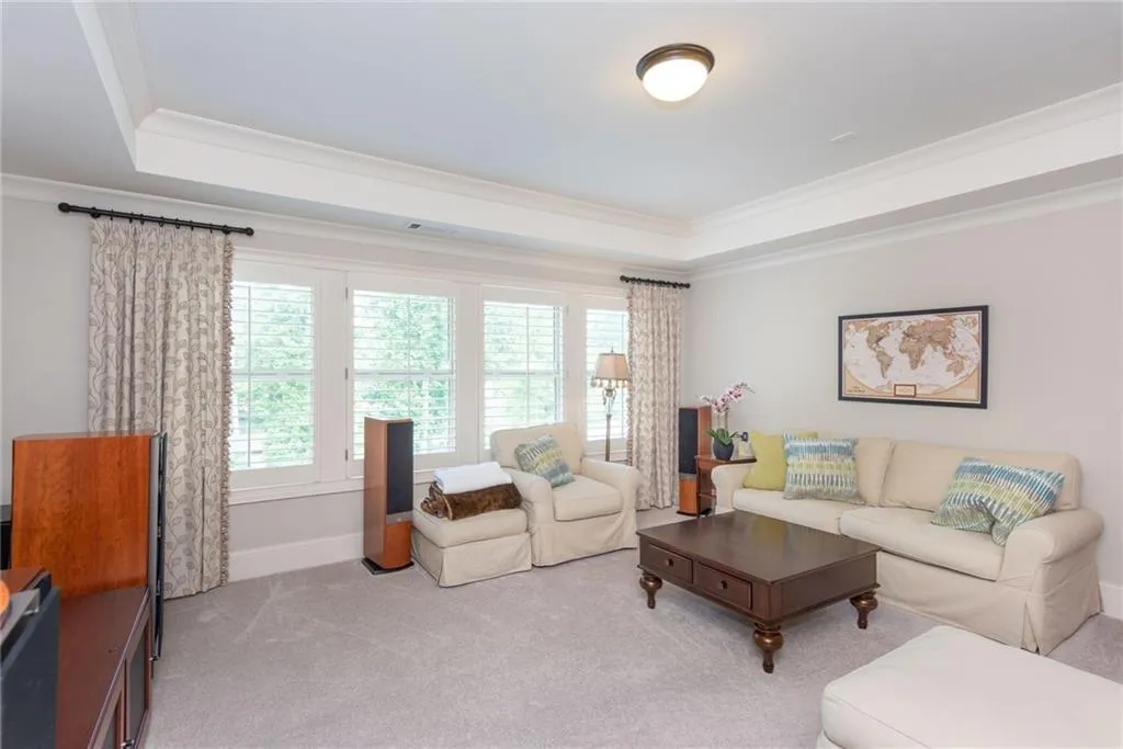 6169 Ferry Drive, Sandy Springs, Georgia 30328, 5 Bedrooms Bedrooms, ,4 BathroomsBathrooms,Residential,Sold,6169 Ferry Drive,6009018
