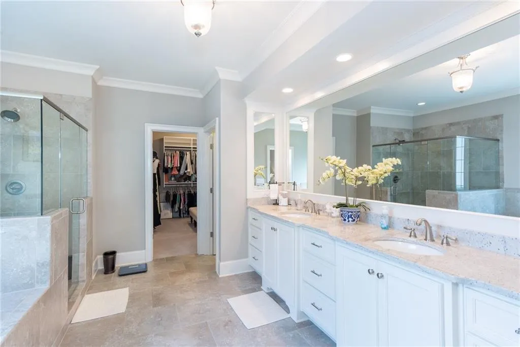 6169 Ferry Drive, Sandy Springs, Georgia 30328, 5 Bedrooms Bedrooms, ,4 BathroomsBathrooms,Residential,Sold,6169 Ferry Drive,6009018