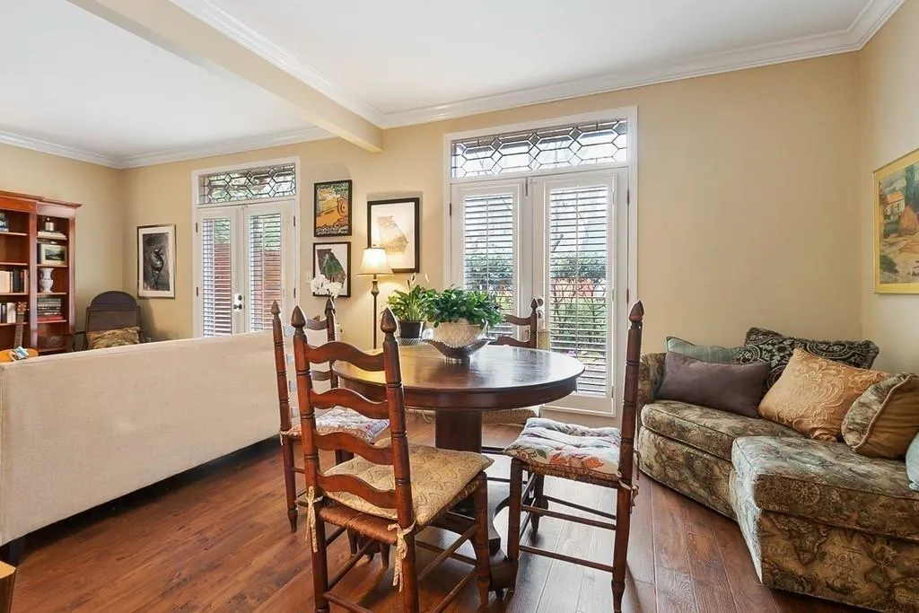 65 Willow Glen, Sandy Springs, Georgia 30342, 3 Bedrooms Bedrooms, ,2 BathroomsBathrooms,Residential,Sold,65 Willow Glen,6535616