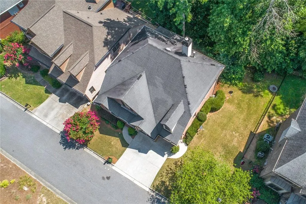 145 Fieldsborn Court, Sandy Springs, Georgia 30328, 4 Bedrooms Bedrooms, ,3 BathroomsBathrooms,Residential,Sold,145 Fieldsborn Court,6582347