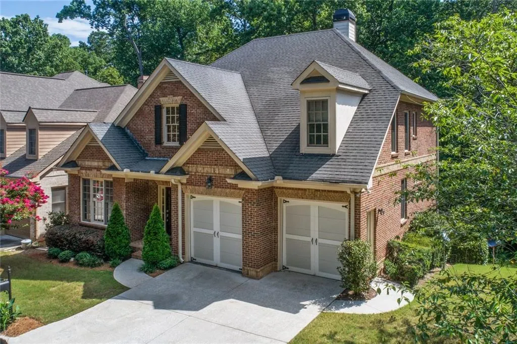 145 Fieldsborn Court, Sandy Springs, Georgia 30328, 4 Bedrooms Bedrooms, ,3 BathroomsBathrooms,Residential,Sold,145 Fieldsborn Court,6582347