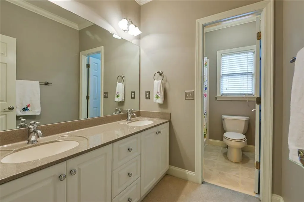 145 Fieldsborn Court, Sandy Springs, Georgia 30328, 4 Bedrooms Bedrooms, ,3 BathroomsBathrooms,Residential,Sold,145 Fieldsborn Court,6582347