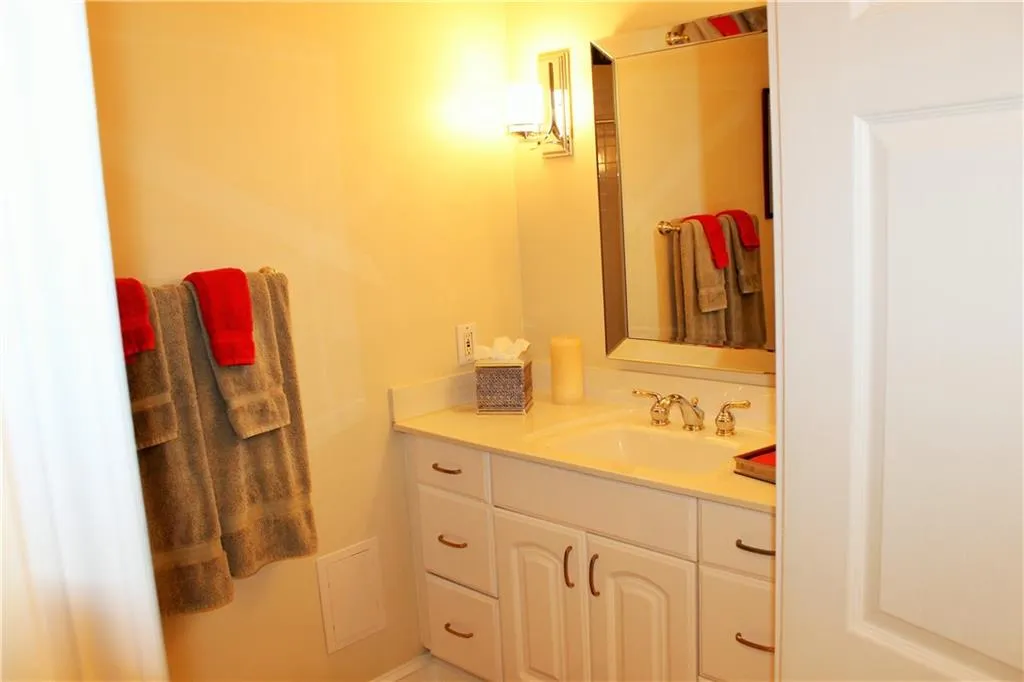 5135 Chemin De Vie Unit 5135, Atlanta, Georgia 30342, 2 Bedrooms Bedrooms, ,2 BathroomsBathrooms,Residential,Sold,5135 Chemin De Vie Unit 5135,6570221